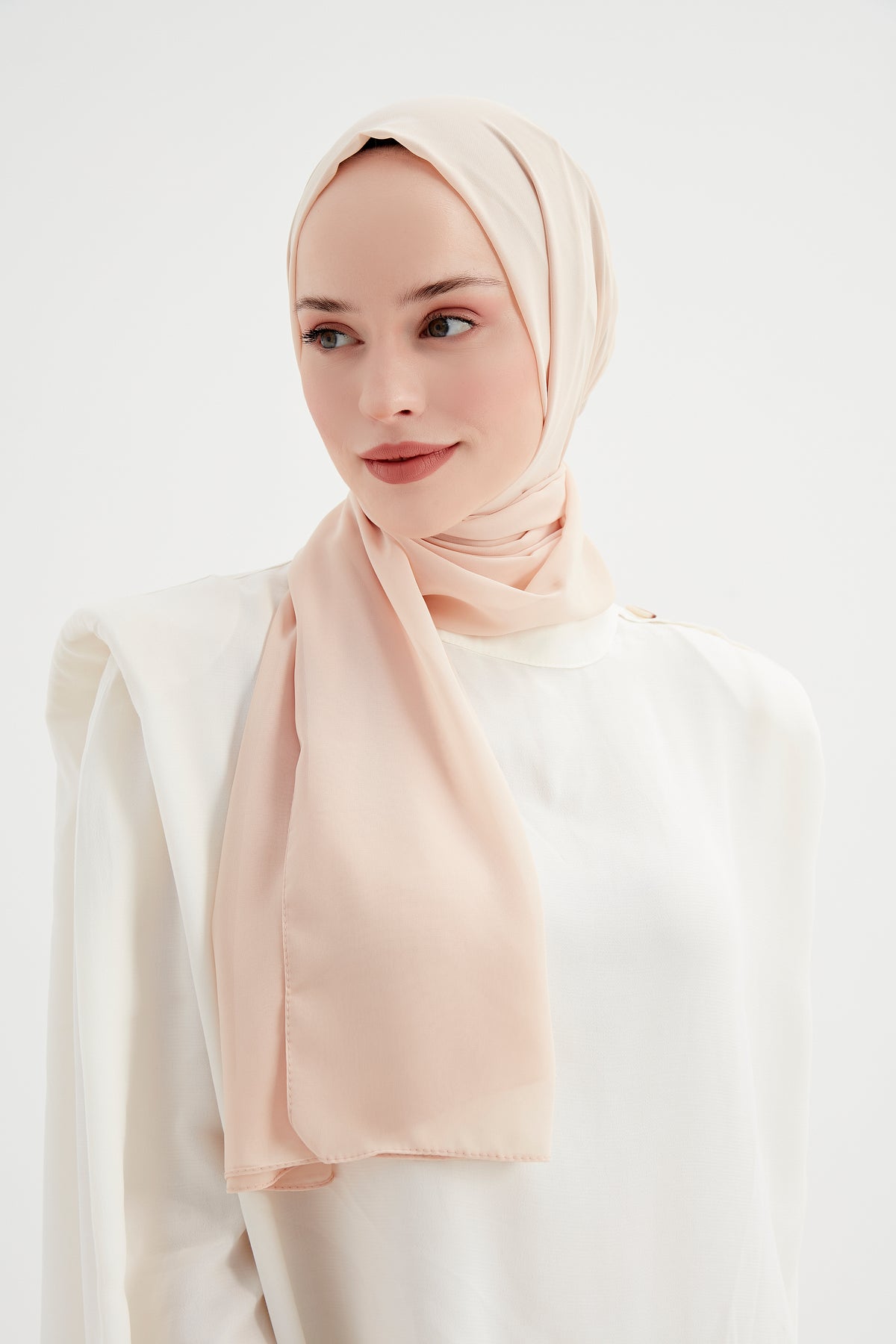 nude-cream