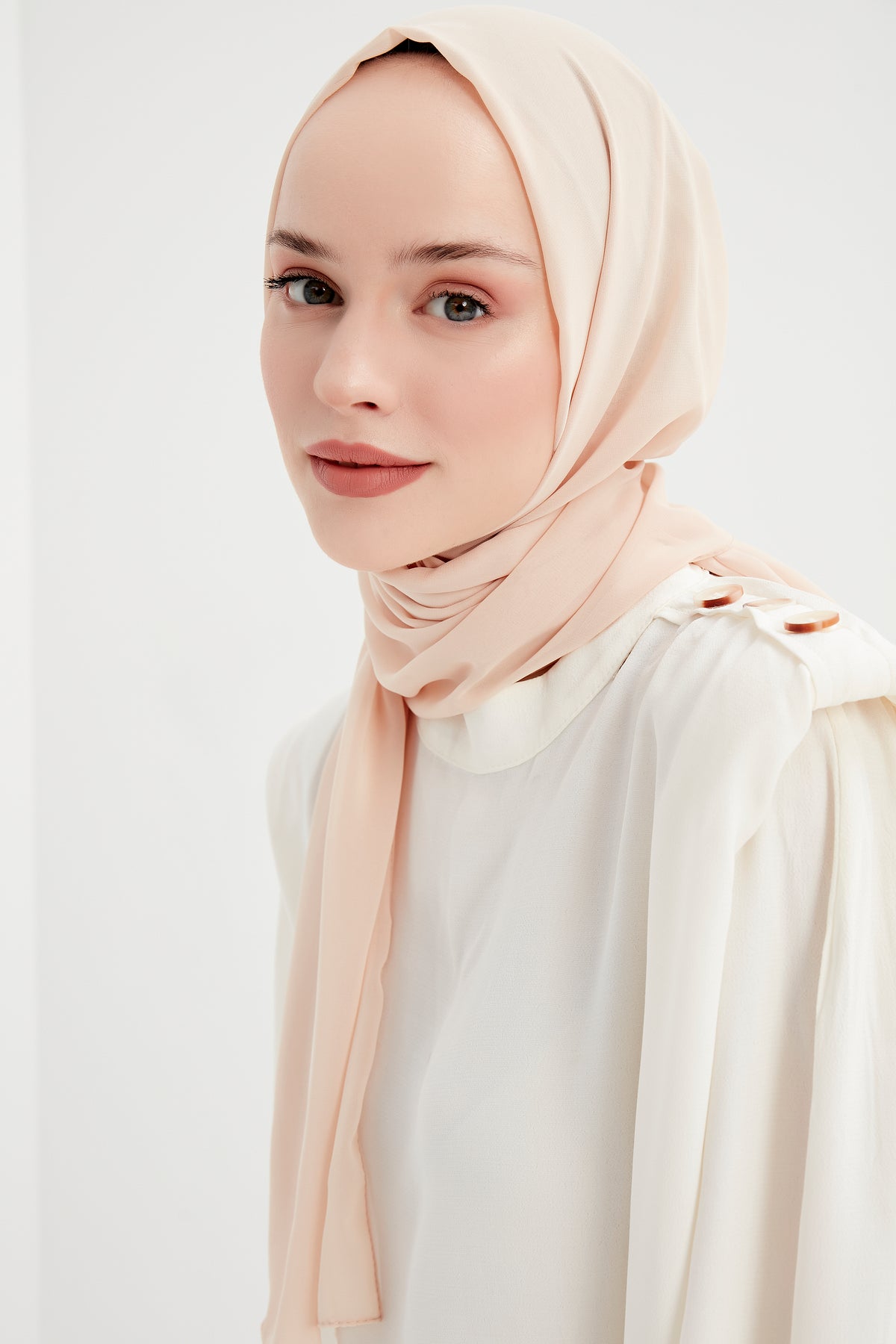 nude-cream
